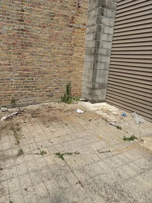 Clean debris removal service in Grayslake, IL
