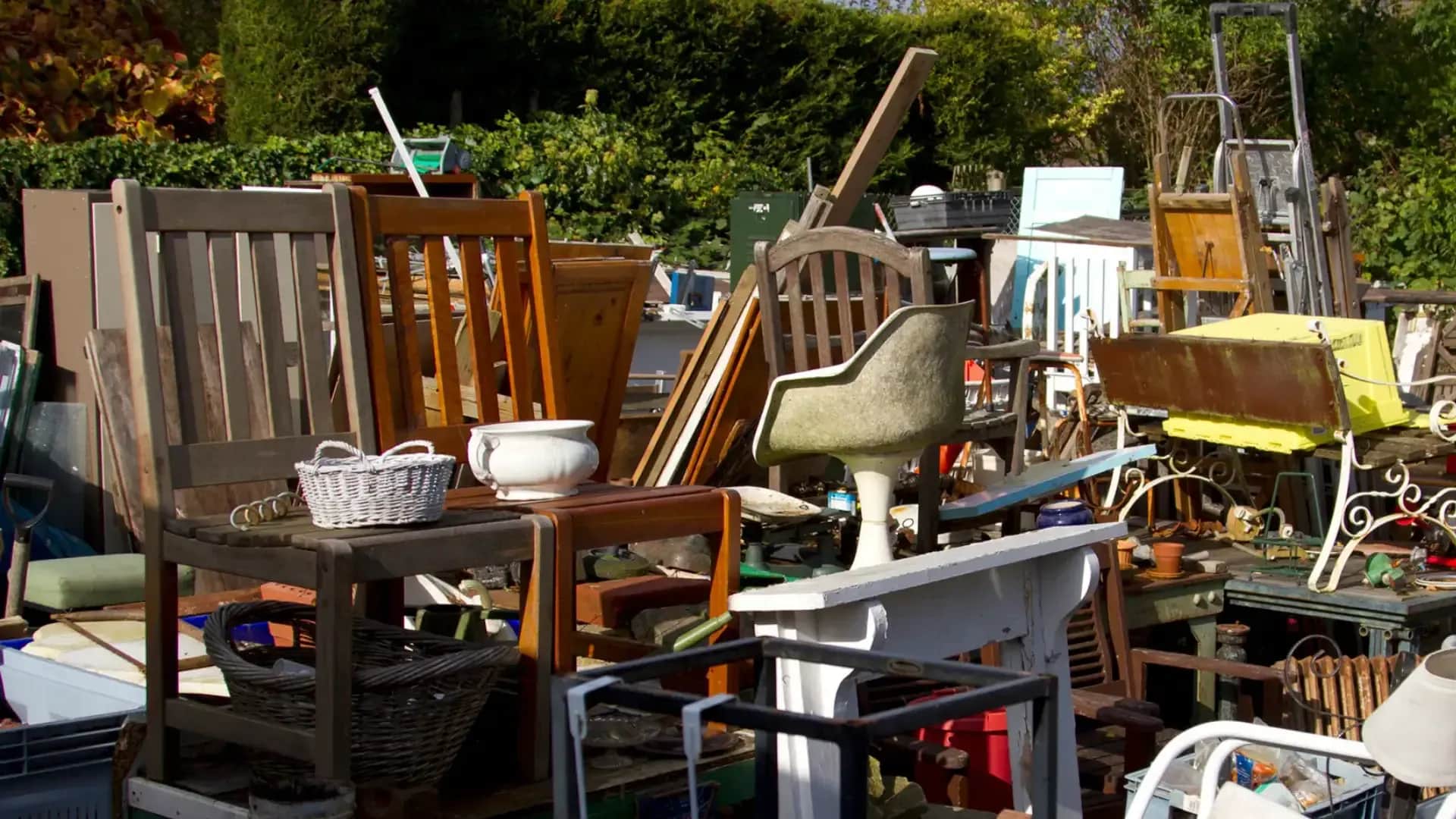 Professional estate cleanout in Chicago
