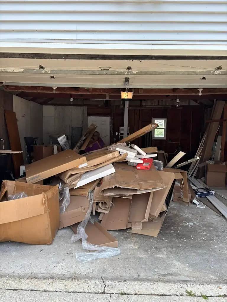 Garage junk removal and cleanout service in Grayslake, IL